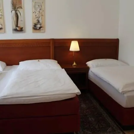 Frühstückspension Aurelius 3*