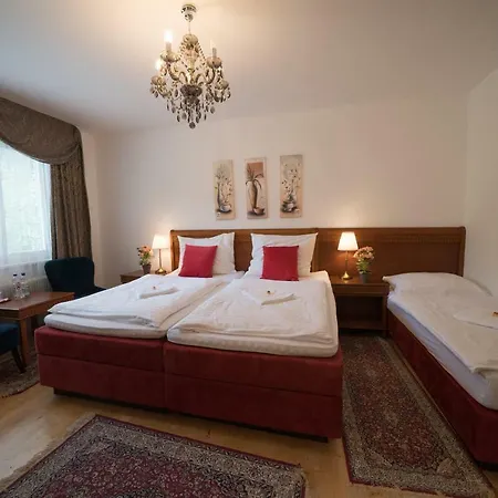 Aurelius 3*